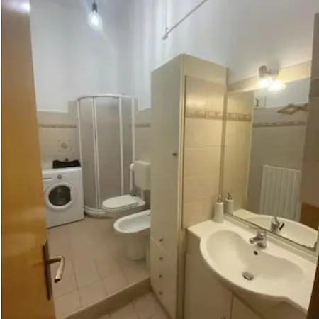 Vendégház Casa Rella *